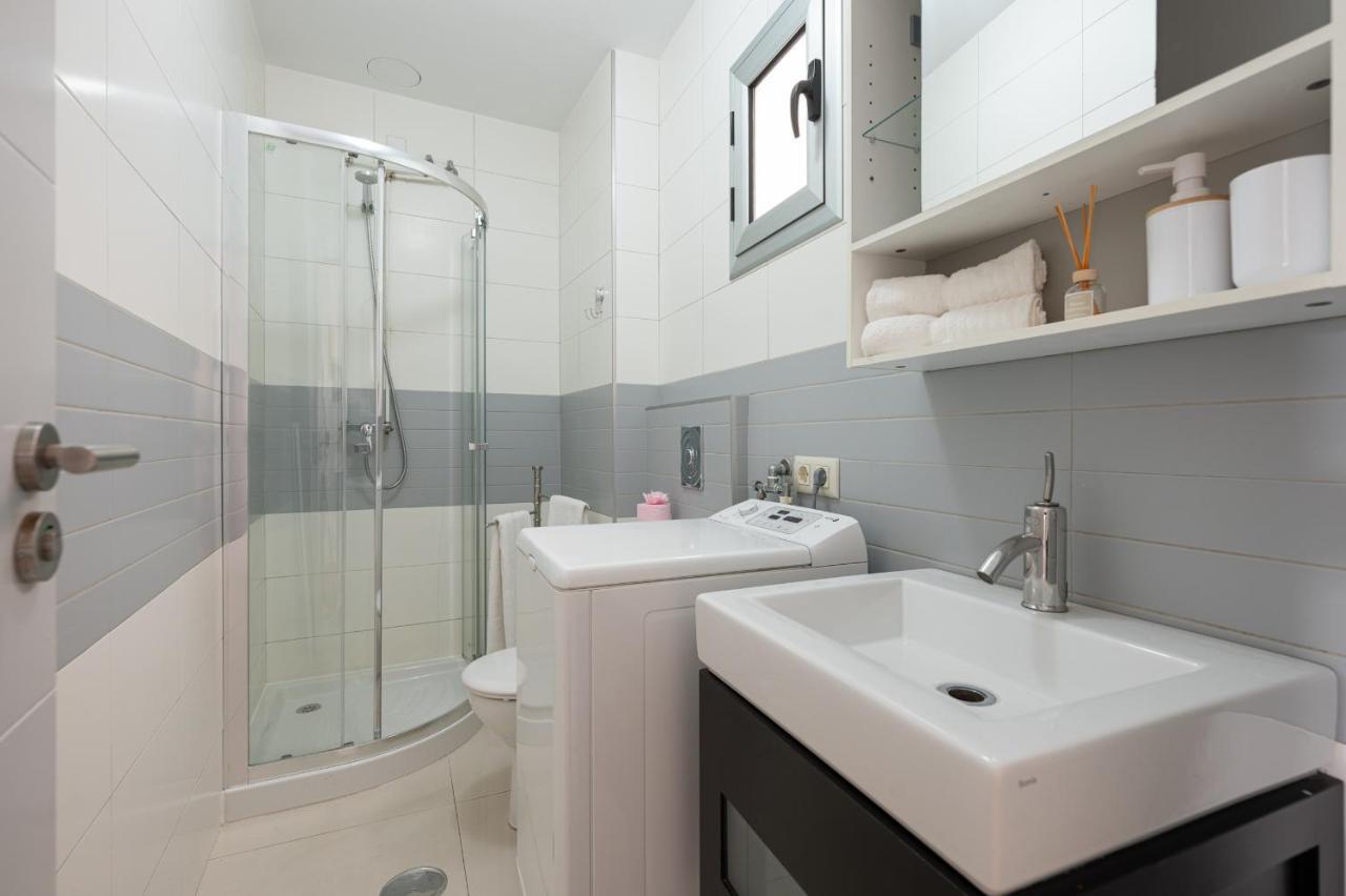 Homeforguest Two-Bedroom Apartment In The Heart Of Triana 라스팔마스 외부 사진